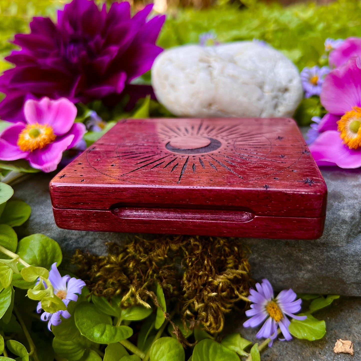 Moonlight Pocket Mirror / Palette Box