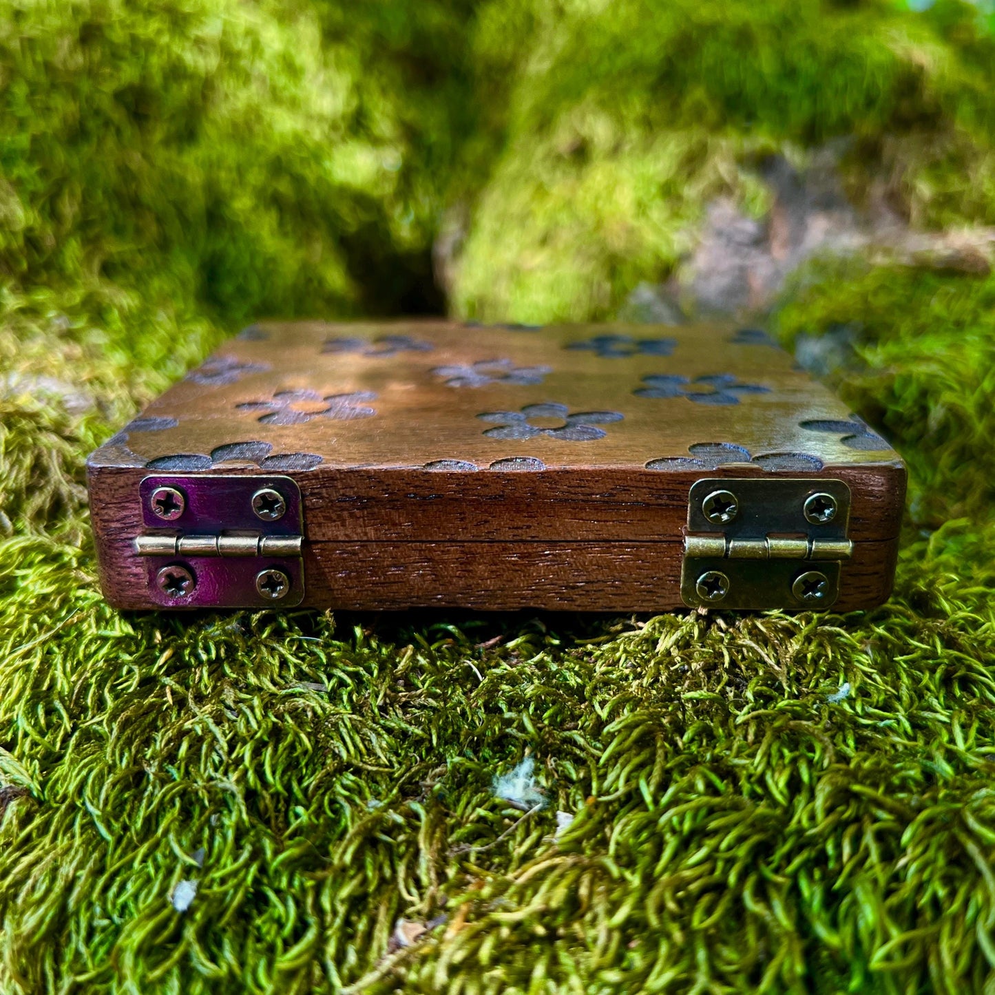 Daisy Pocket Mirror / Palette Box