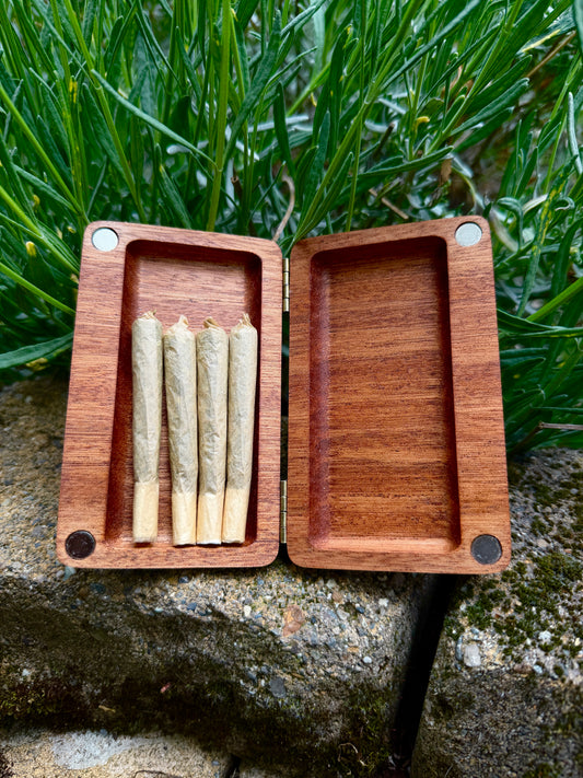 Sakura Sapele Wood Stash Case