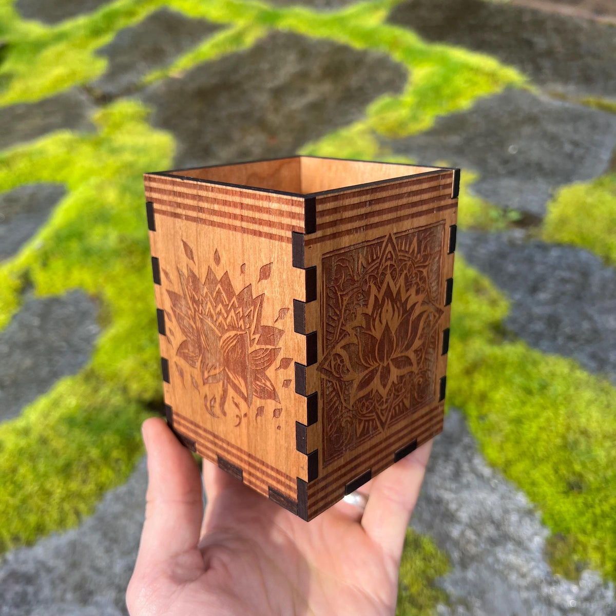Lotus Deck Box