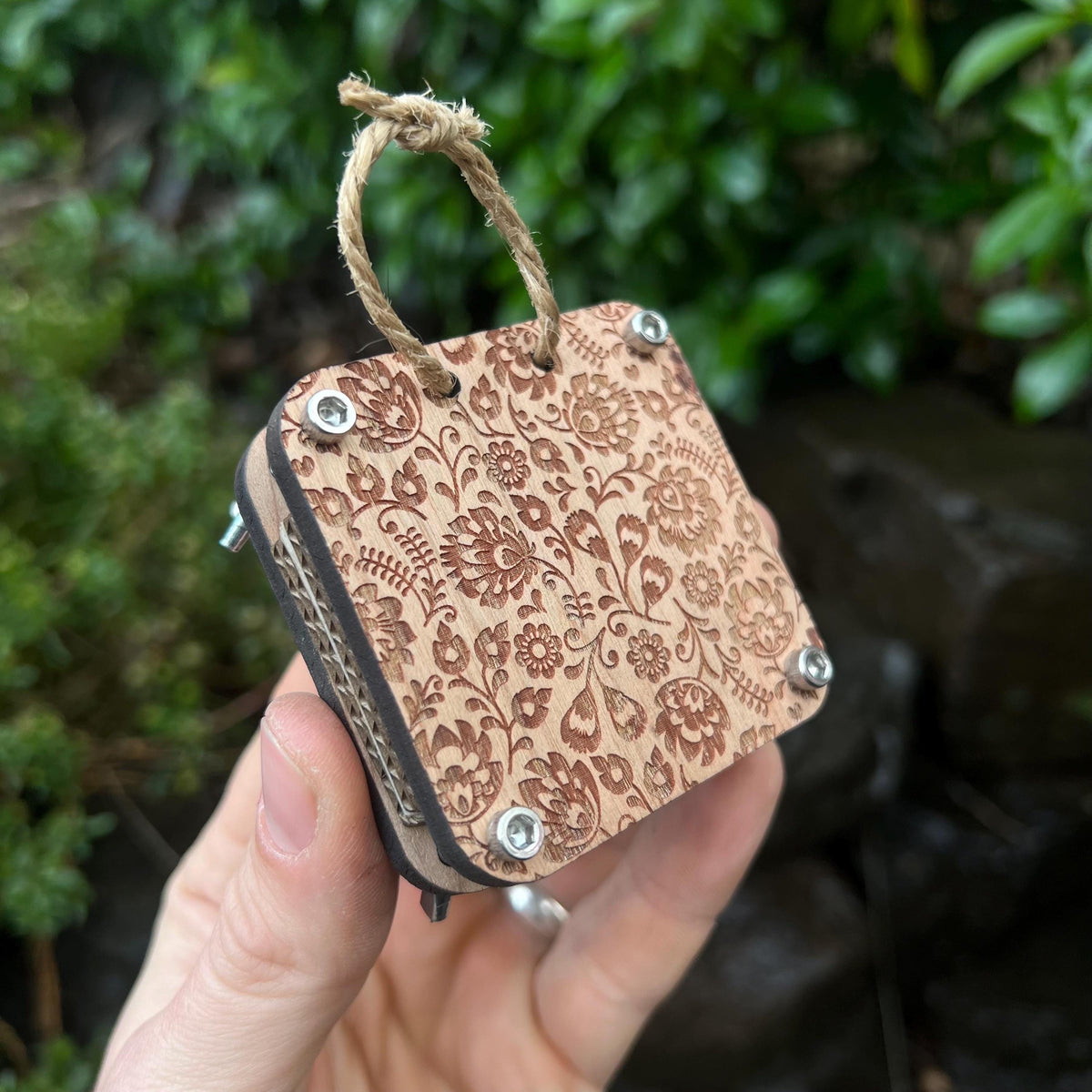 Pocket Press - Garden Gate