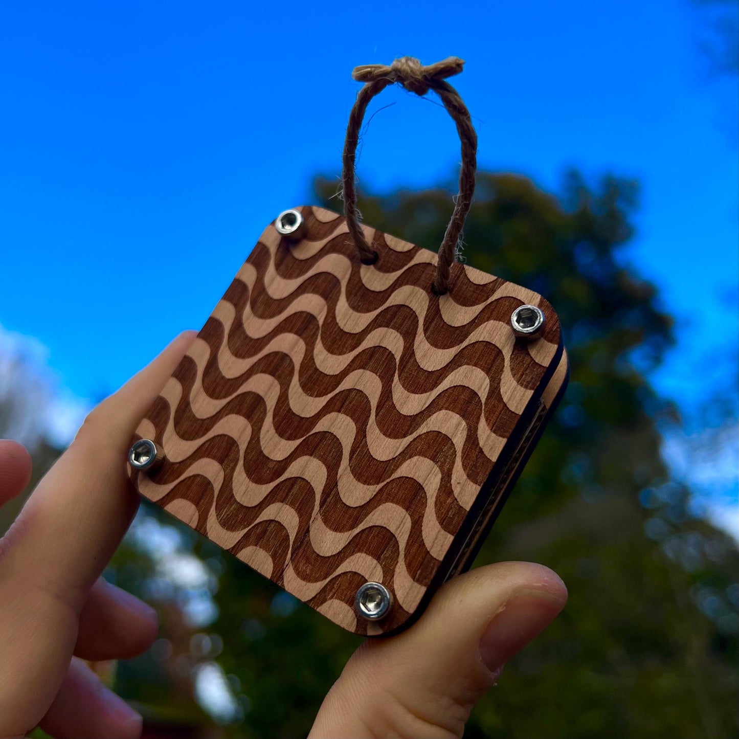 Pocket Press - Wave