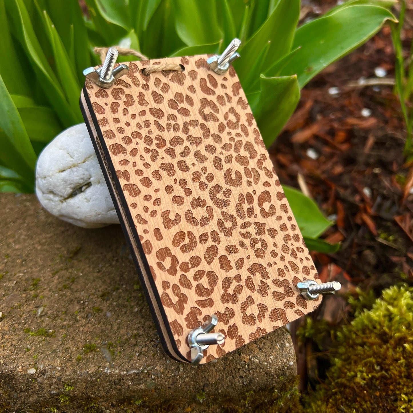 Standard Press - Leopard