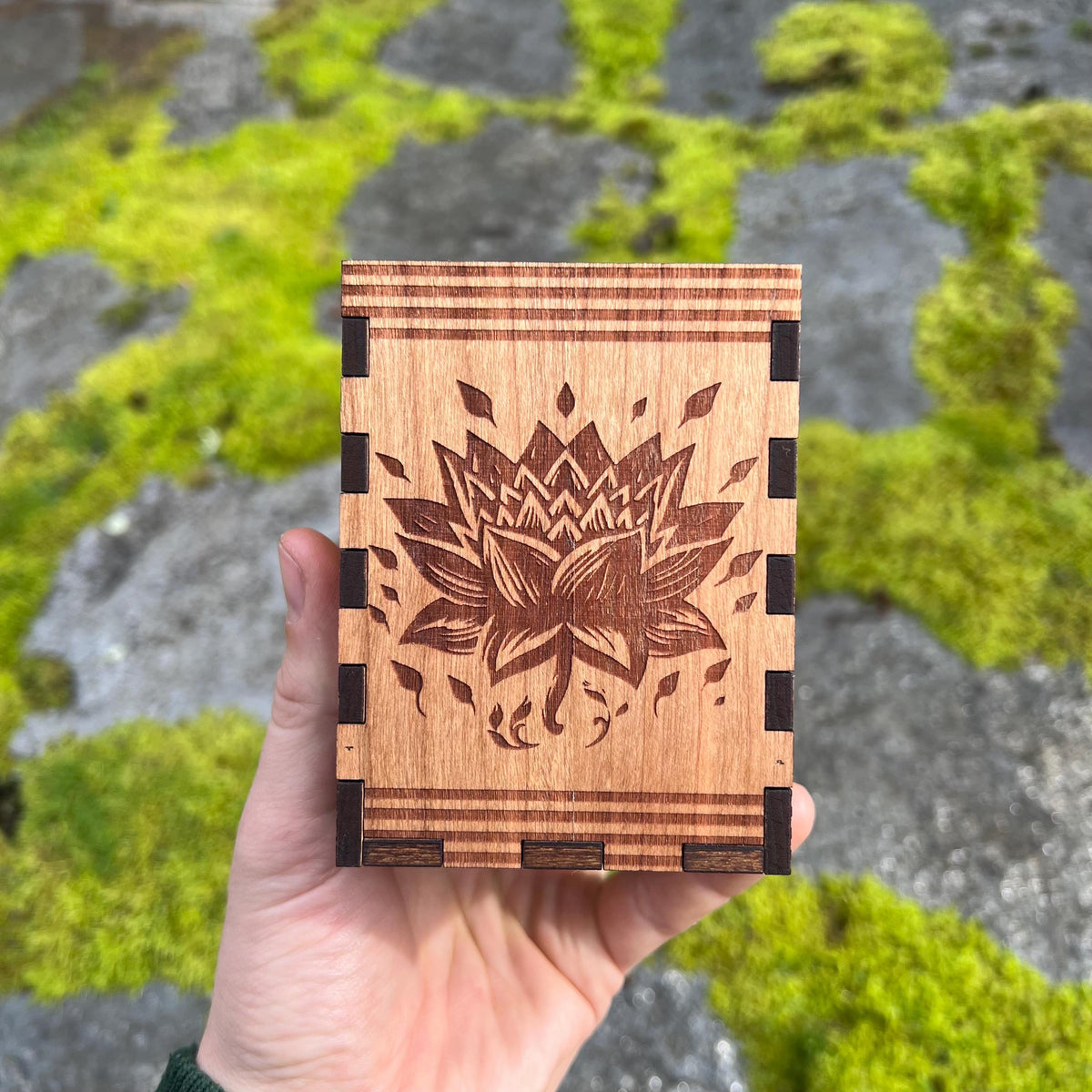 Lotus Deck Box