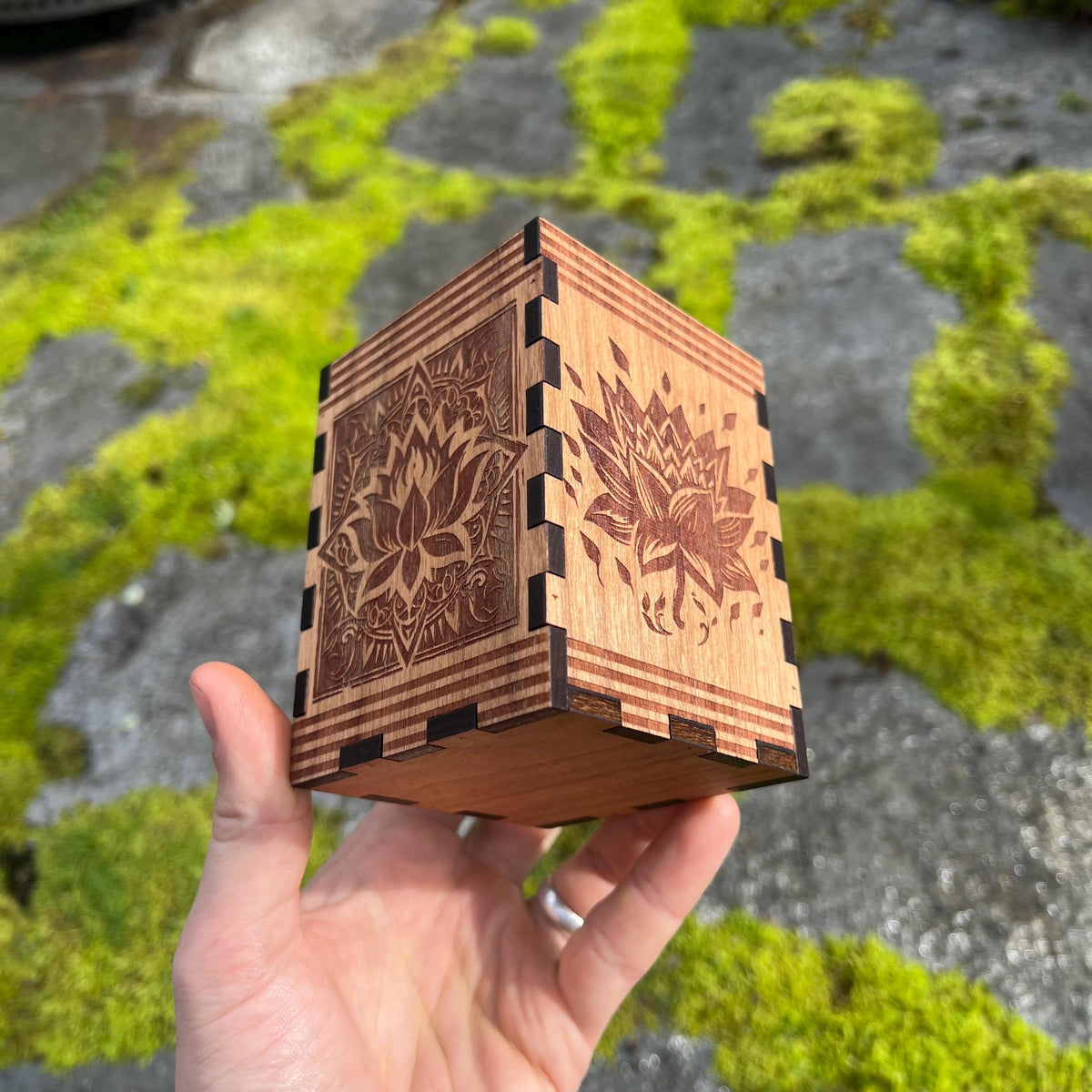 Lotus Deck Box