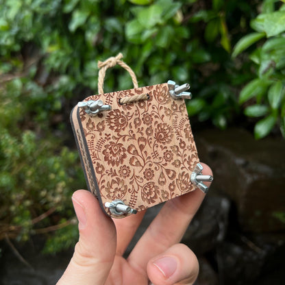 Pocket Press - Garden Gate