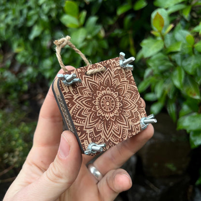 Pocket Press - Lotus