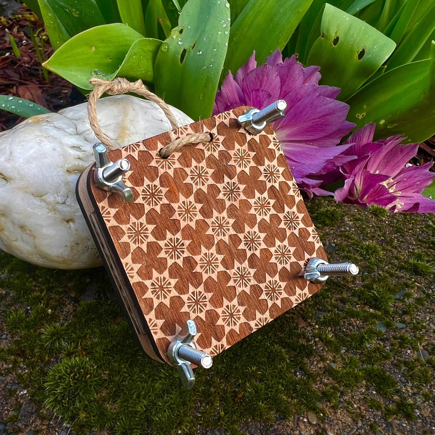 Pocket Press - Mosaic