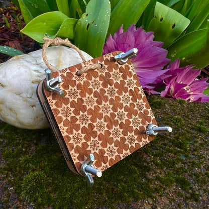 Pocket Press - Mosaic