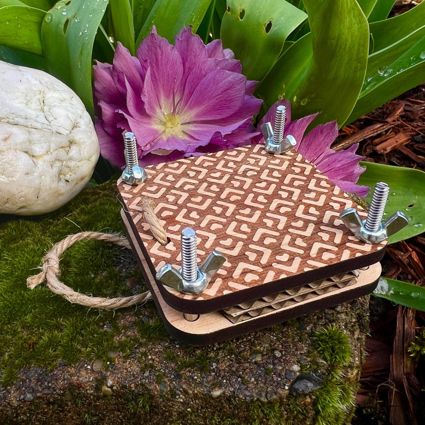 Pocket Press - Tile