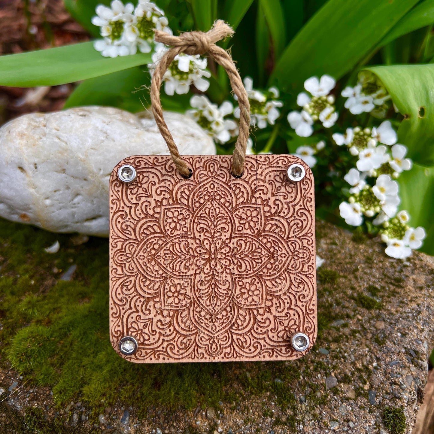 Pocket Press - Henna