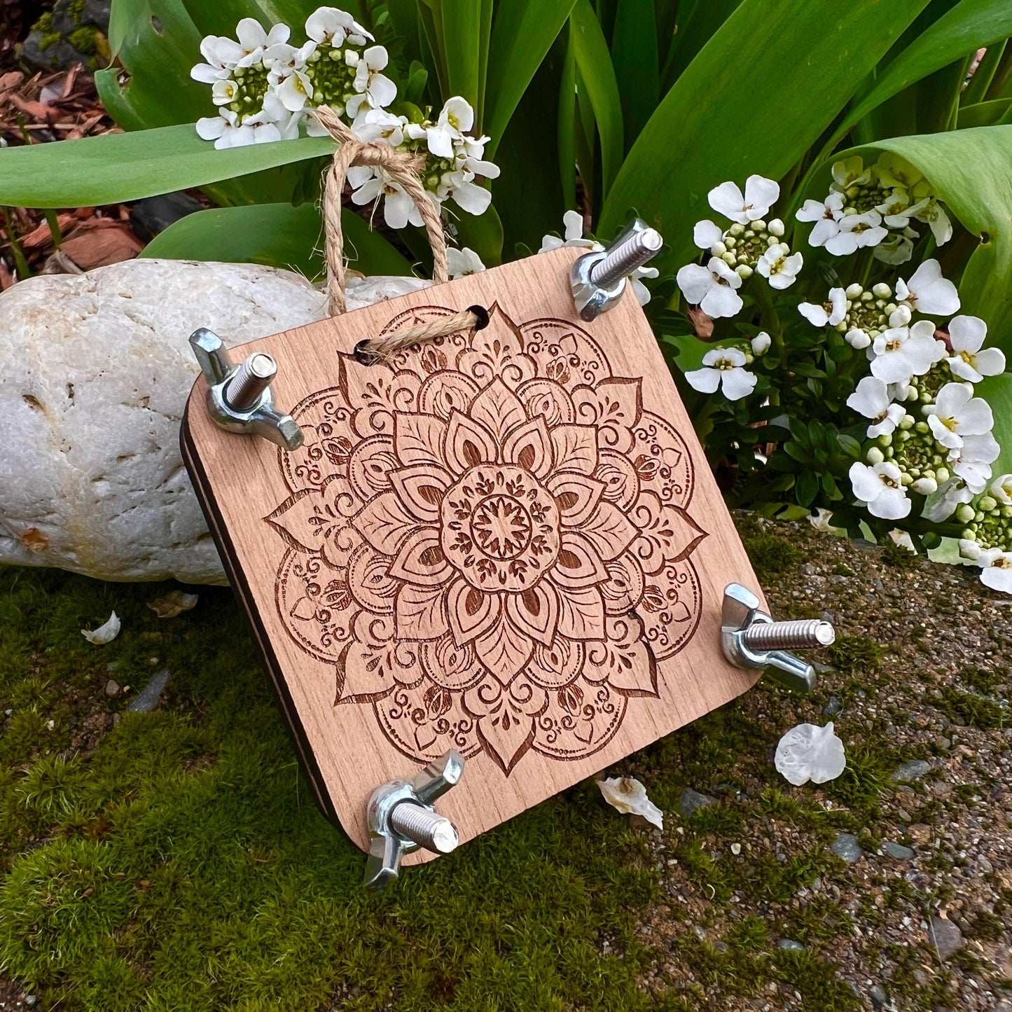 Pocket Press - Lotus Mandala