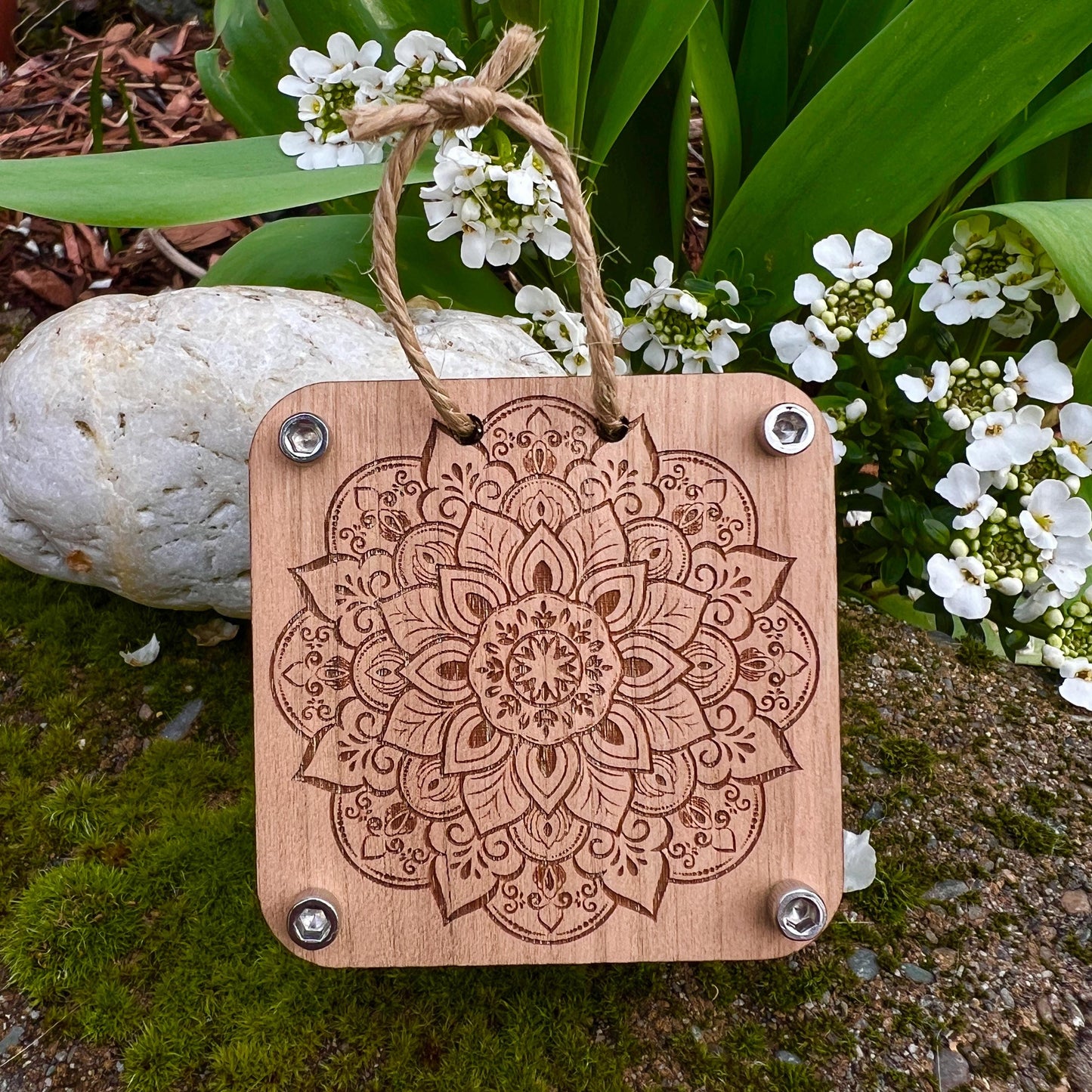 Pocket Press - Lotus Mandala