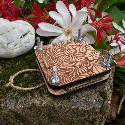 Pocket Press - Palm