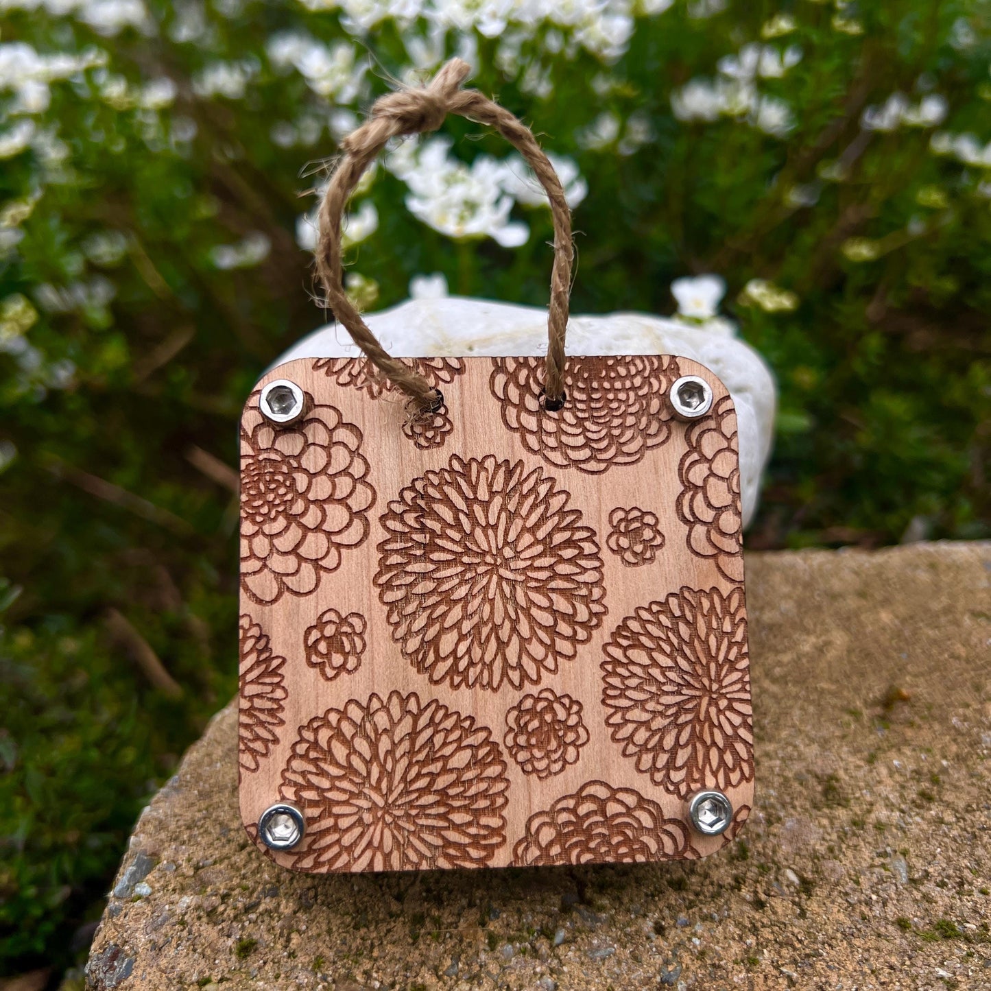 Pocket Press - Dahlia
