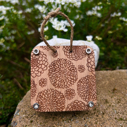 Pocket Press - Dahlia