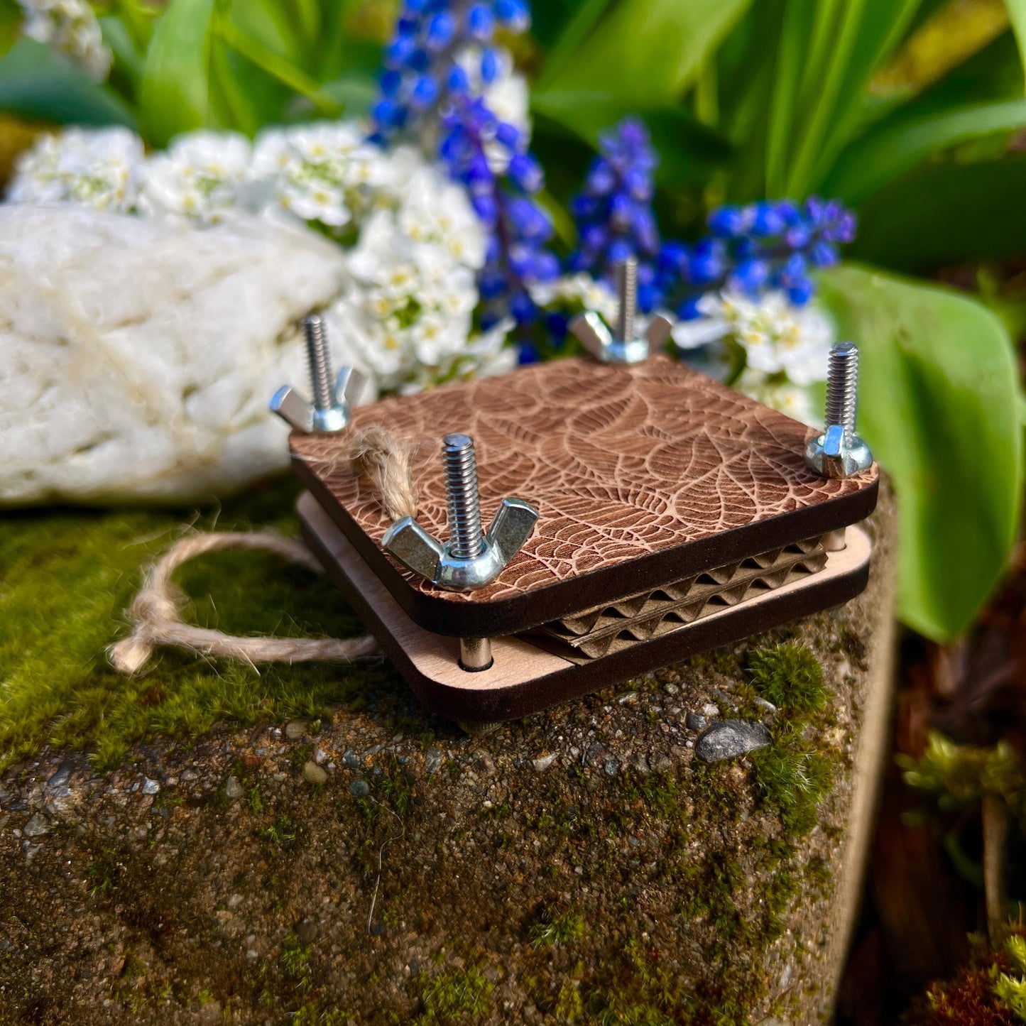 Pocket Press - Skeleton Leaf
