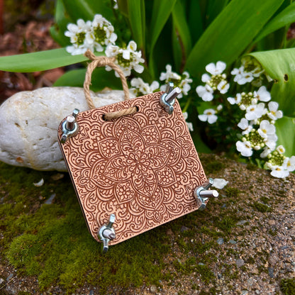 Pocket Press - Henna