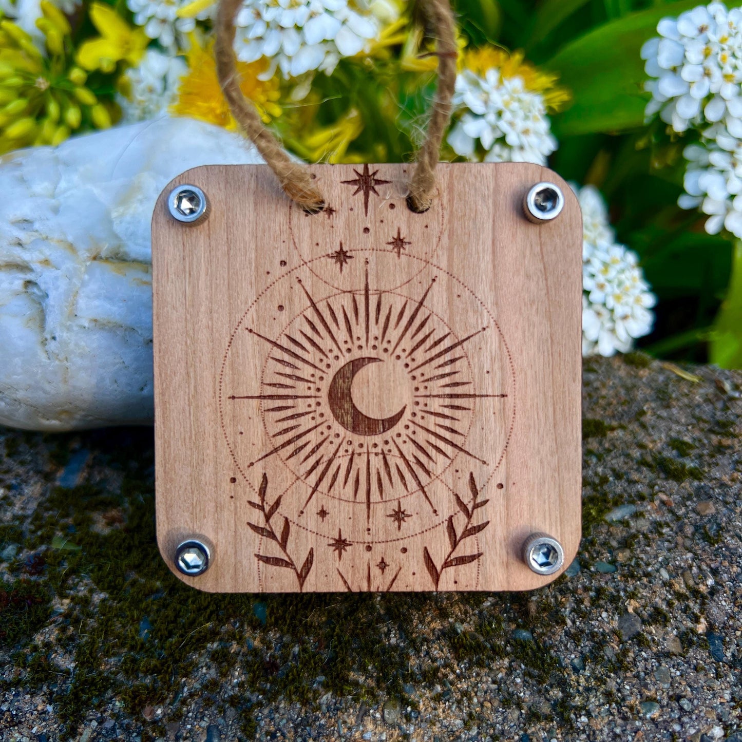 Pocket Press - Crescent