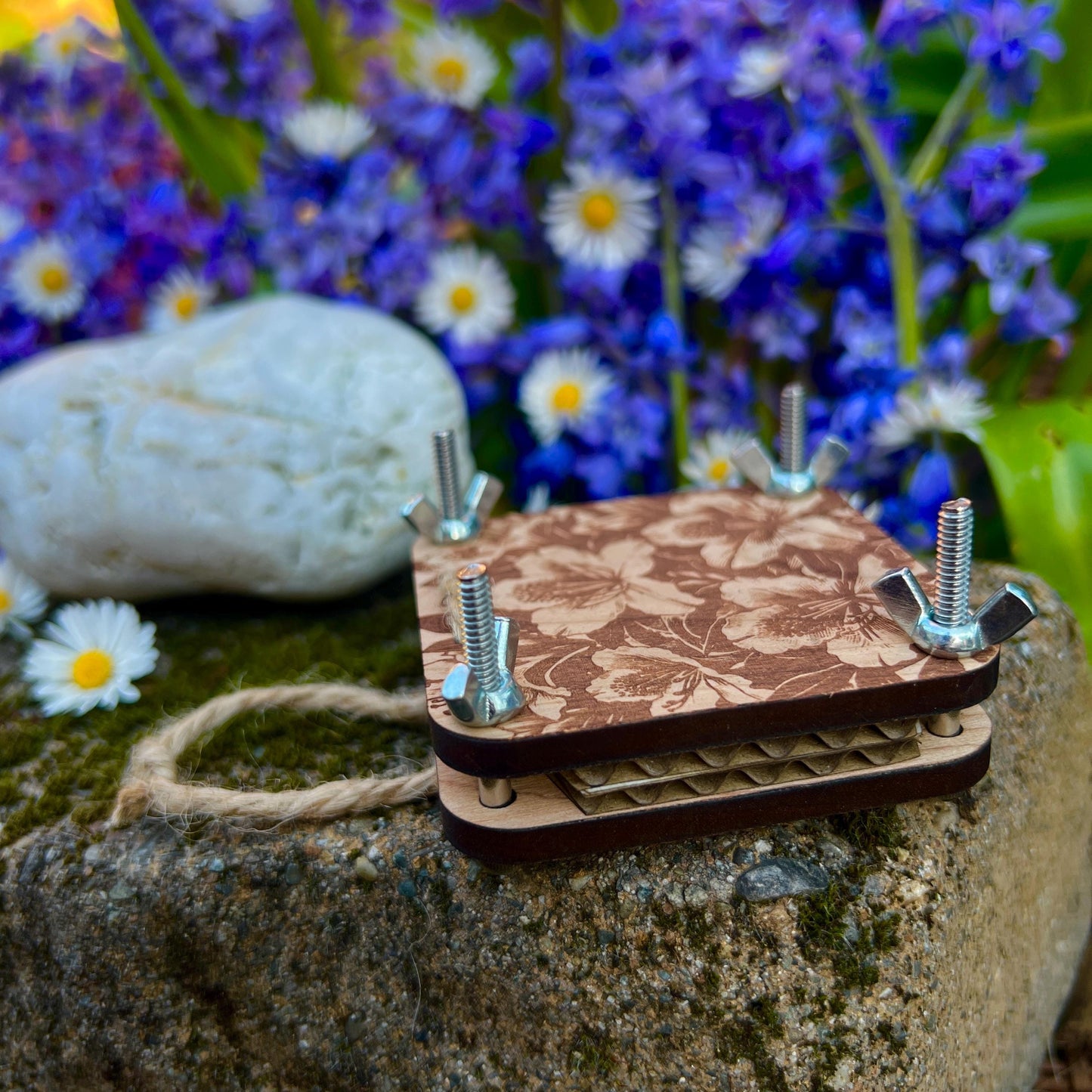 Pocket Press - Azalea