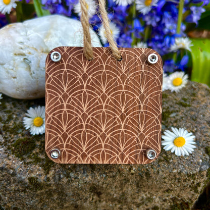 Pocket Press - Royal
