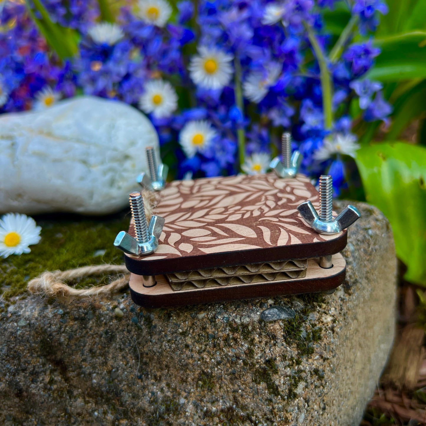 Pocket Press - Willow
