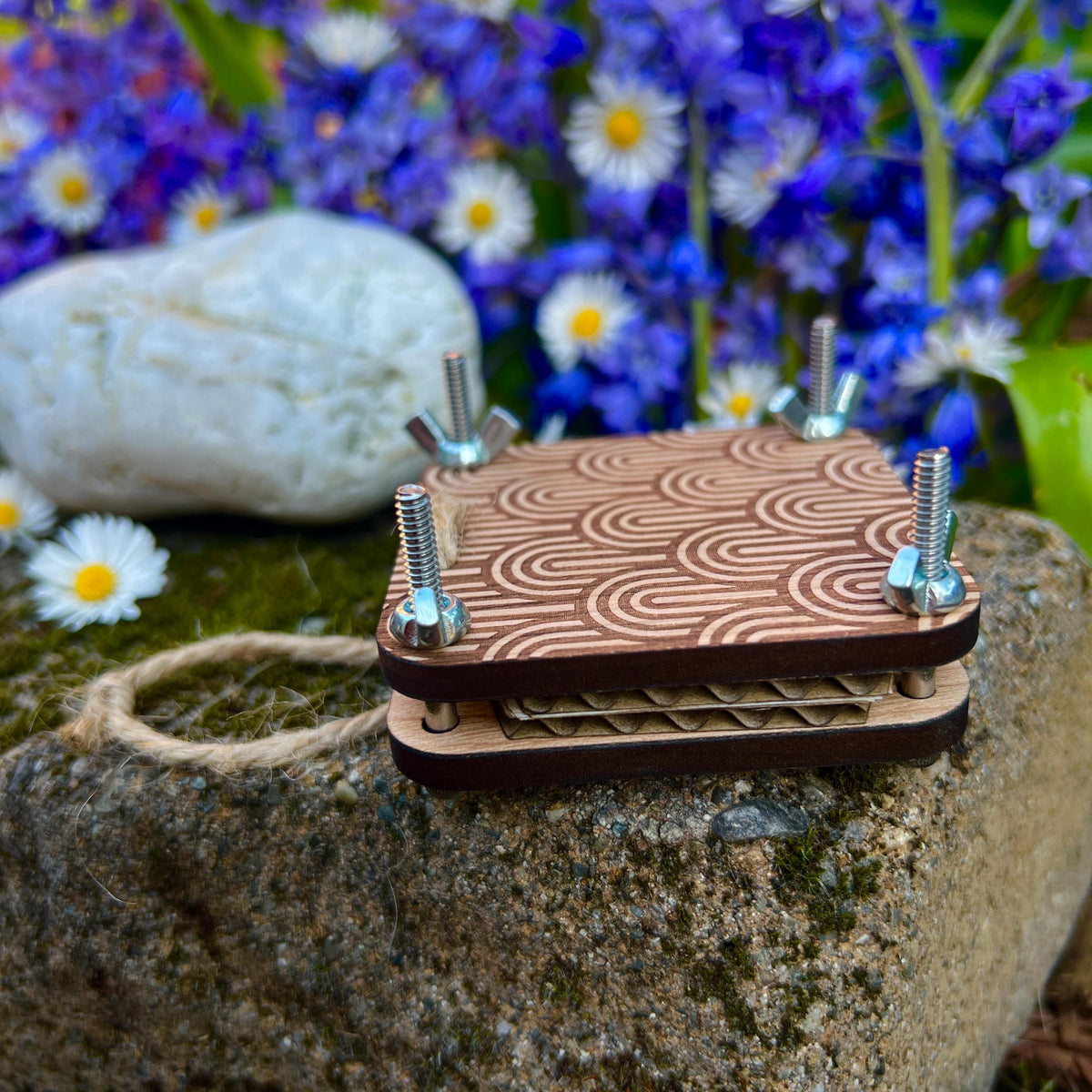 Pocket Press - Arch