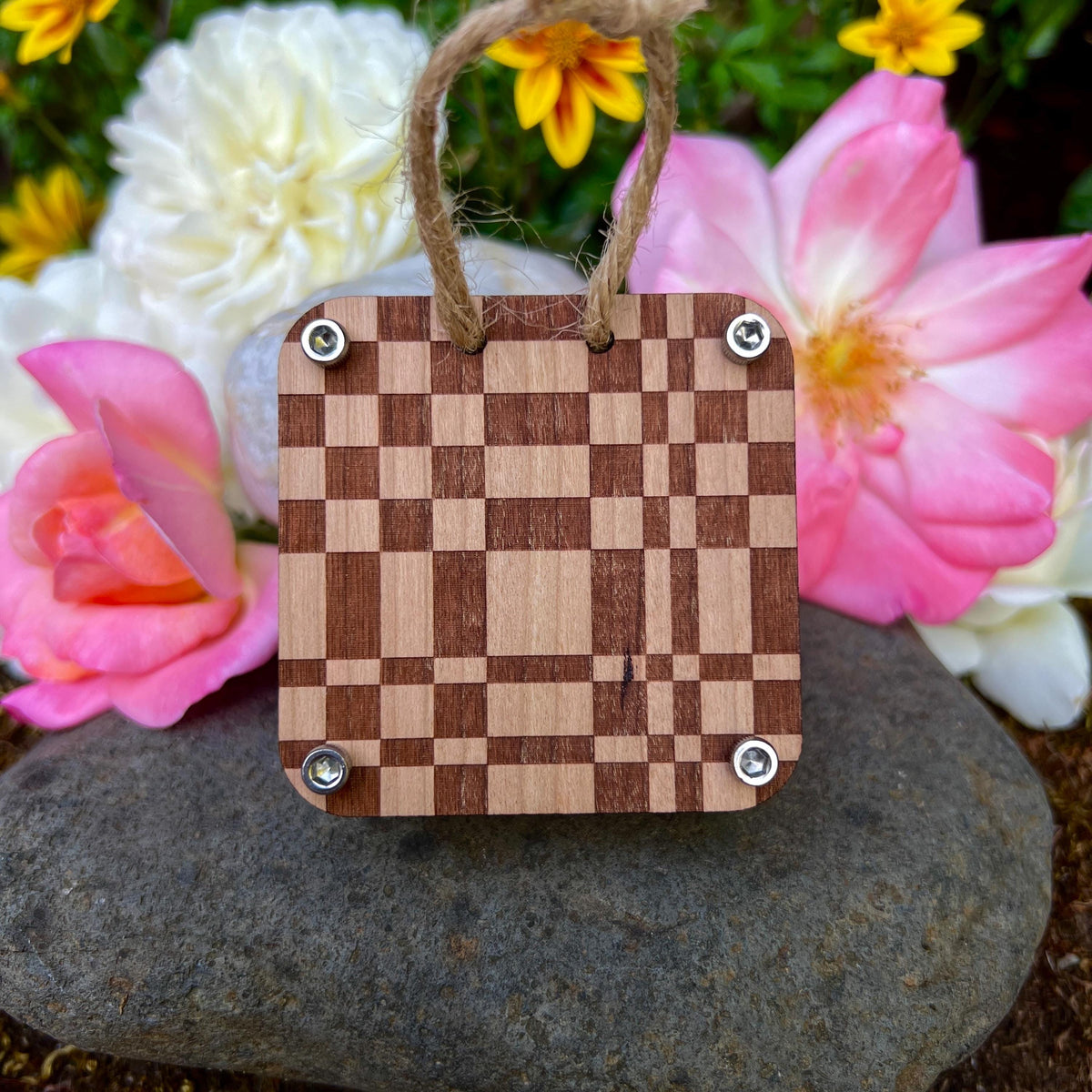 Pocket Press - Checker