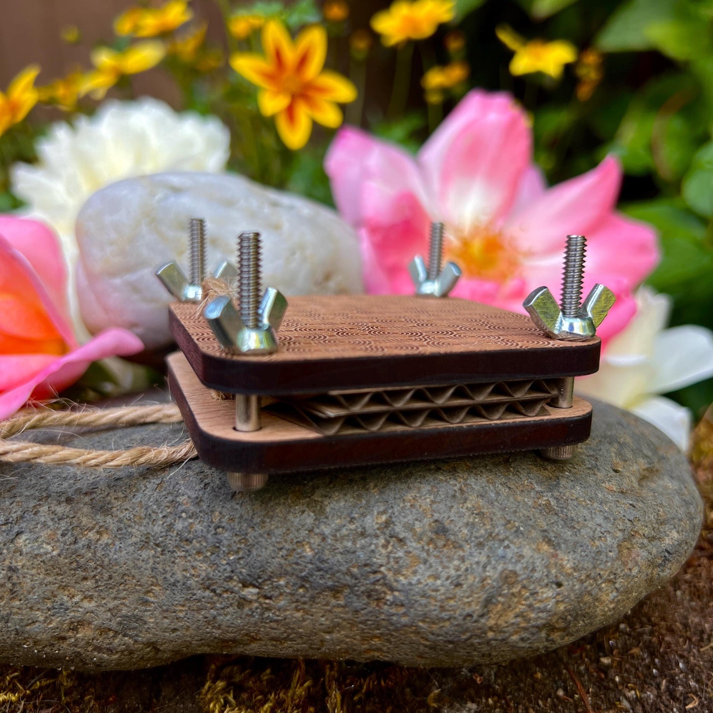 Pocket Press - Harmony