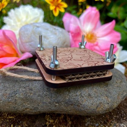 Pocket Press - Magnolia