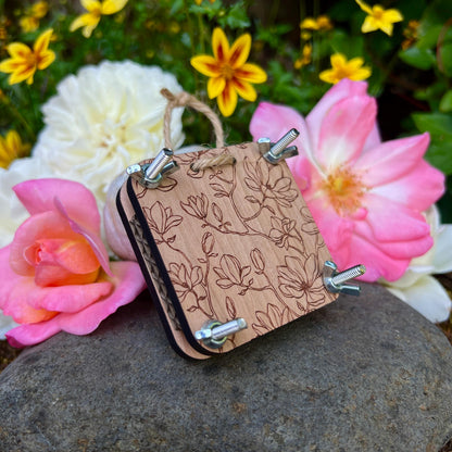 Pocket Press - Magnolia