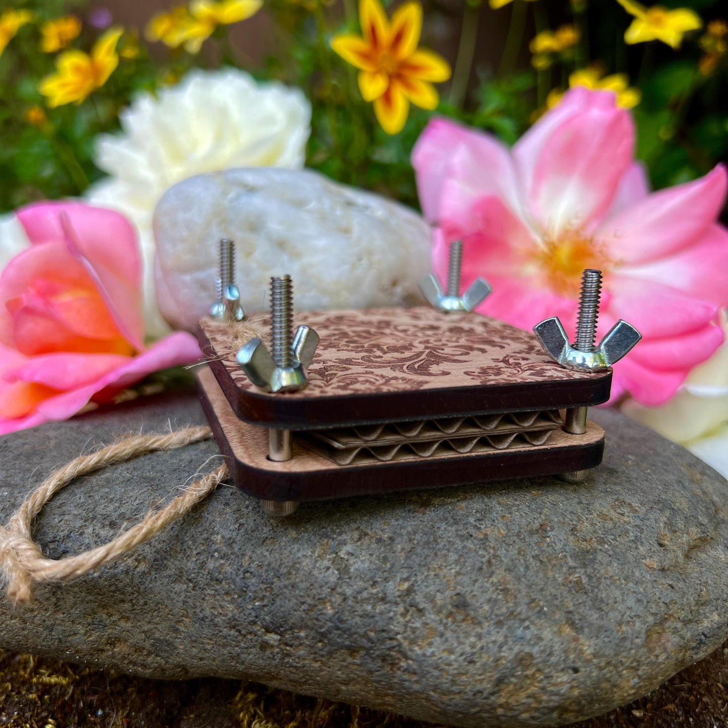 Pocket Press - Duchess